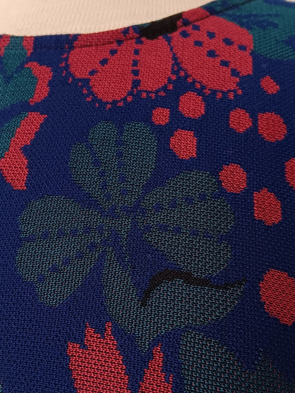 St. John Blue Floral Sleeveless Dress - Picture 3 of 10